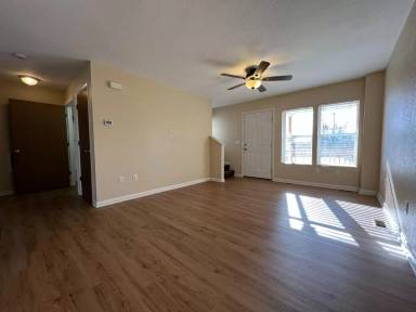Main picture of 1461 Pierce St