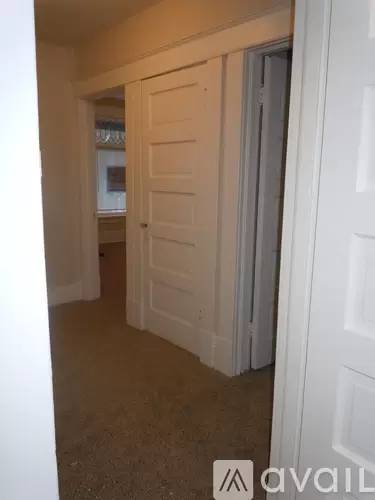 Main picture of 1411 W 7th Ave