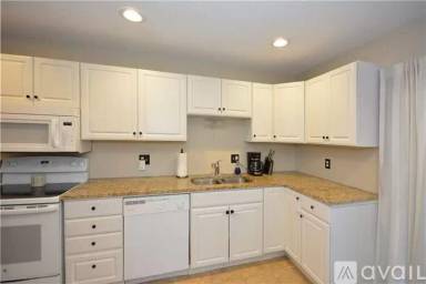 Main picture of 128 E 36th St