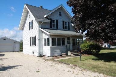 Main picture of 630 Triangle Rd