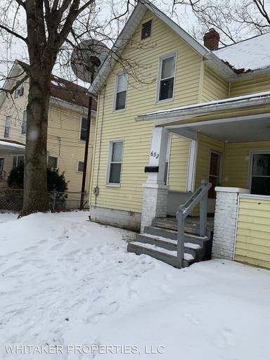 Main picture of 632 Carpenter St