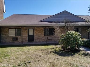 Main picture of 150 Mark Ln