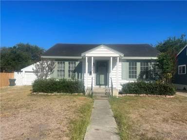 Main picture of 1214 Logan Ave