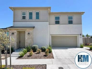 Main picture of 160 Prancer Ln