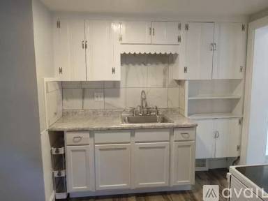 Main picture of 3757 W 142nd St