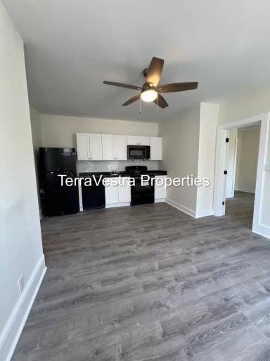 Main picture of 43 East Ave