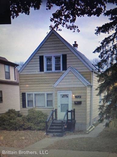 Main picture of 5418 N 39th St