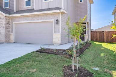 Main picture of 716 Wheatfield Dr