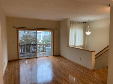 Main picture of 174 Christenson Ct NE