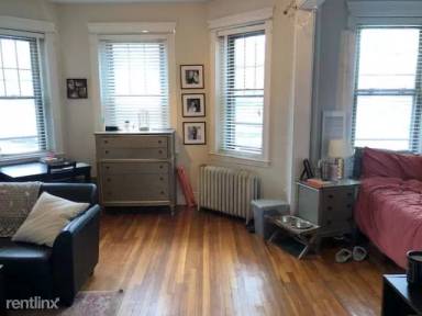 Main picture of 1568 Commonwealth Ave