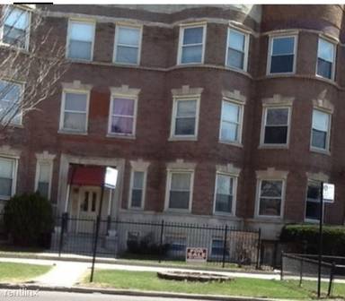 Main picture of 4417 S Prairie Ave