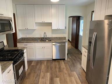 Main picture of 950 County Road D E