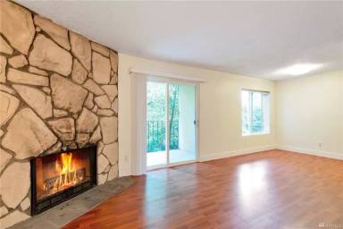 Main picture of 14012 Juanita Dr NE