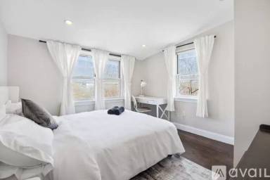 Main picture of 524 Evergreen Ave