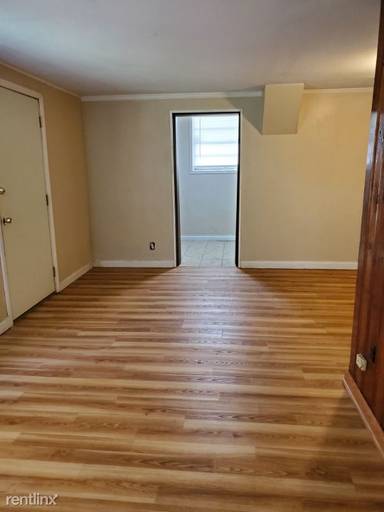 Main picture of 1775 Lauder Ave