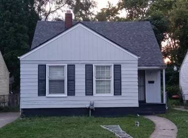 Main picture of 8625 Rosemont Ave