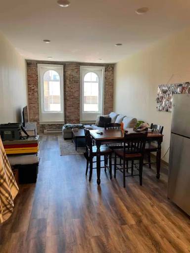 Main picture of 110 N Minnesota St
