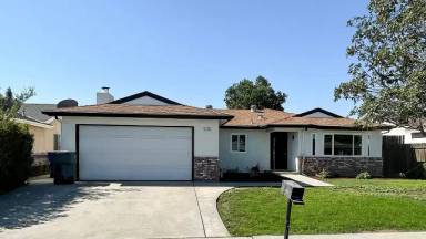 Main picture of 4223 W Cortland Ave