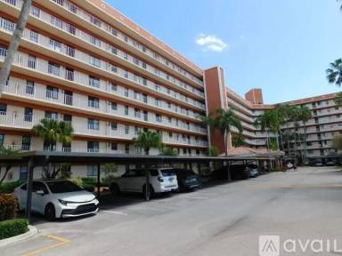 Main picture of 7370 S Oriole Blvd