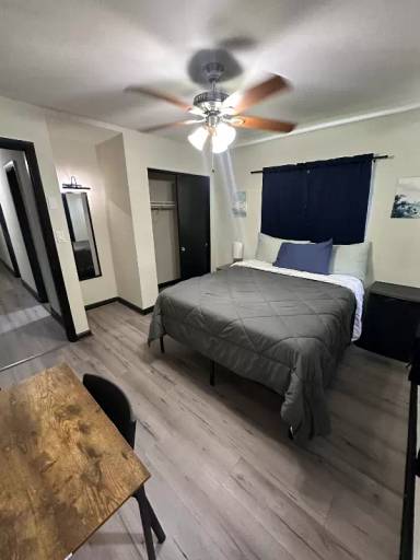 Main picture of 8328 Cristobal Cir