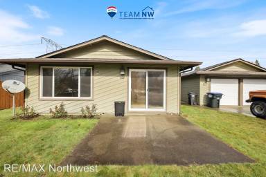Main picture of 302 65th Way SW