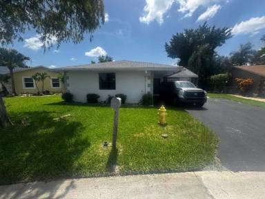 Main picture of 8848 NW 76th Ct