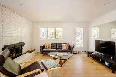 Main picture of 2102 Mariposa Ave
