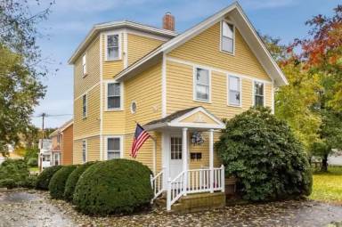 Main picture of 213 Main St