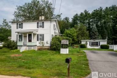 Main picture of 75 Oak St
