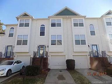 Main picture of 6624 Tor Dr