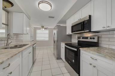 Main picture of 5135 Cardiff Dr