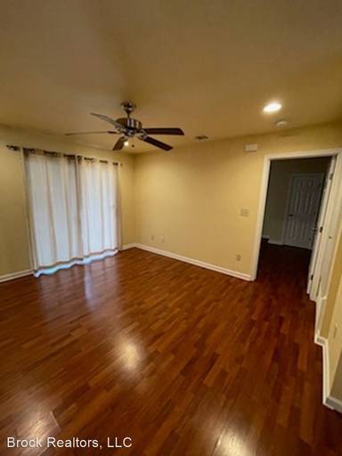 Main picture of 3858 Tulsa Way
