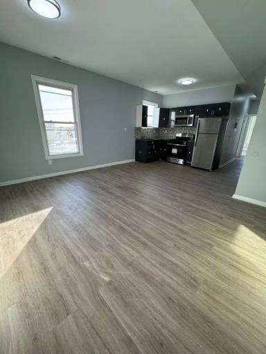 Main picture of 503-511 E Main St and 161 Howe St
