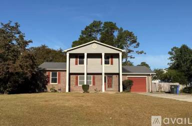 Main picture of 946 Rim Rd