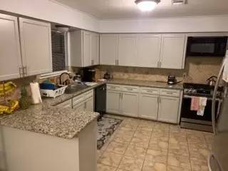 Main picture of 9527 Vilven Ln