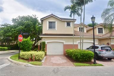 Main picture of 3902 Cherry Ln