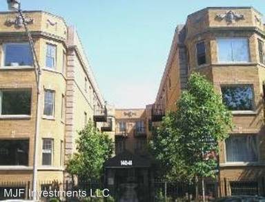 Main picture of 1462 E 69th St