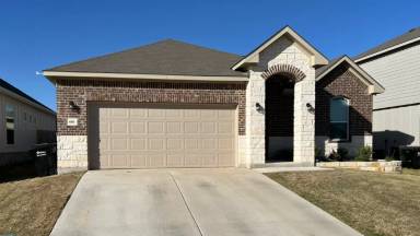 Main picture of 616 Pipe Creek Dr