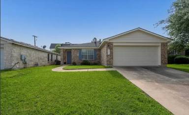 Main picture of 3912 Haleys Way