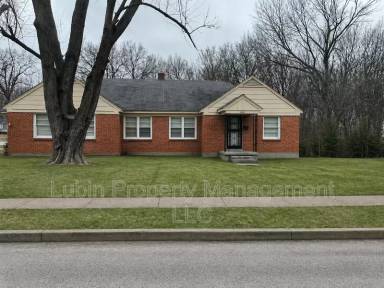 Main picture of 1070 S Highland St