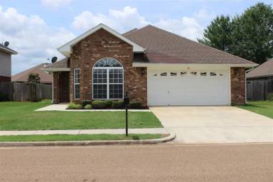 Main picture of 271 Shadow Ct SW