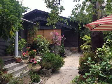 Main picture of 1752 Garfield Pl
