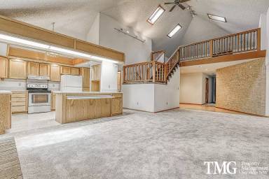 Main picture of 11306 SE 19th St