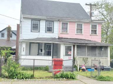 Main picture of 104 South Ave