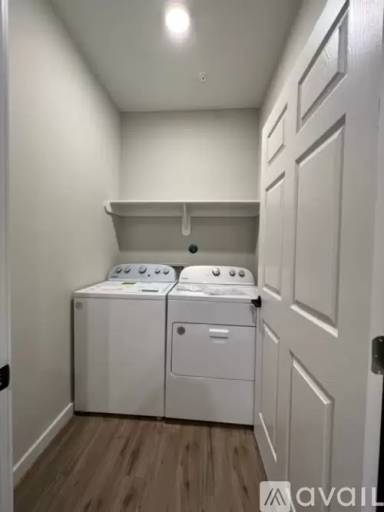 Main picture of 10317 Lake Rd