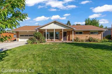 Main picture of 6402 W Bermuda Dr