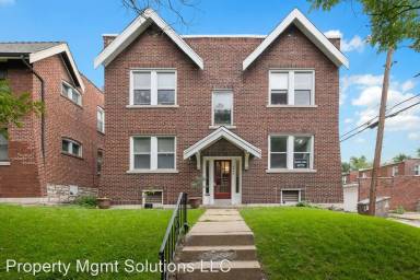 Main picture of 4445 Russell Blvd