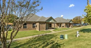 Main picture of 3114 Rex Cruse Dr