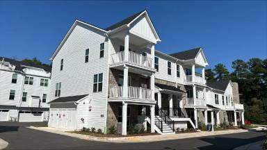 Main picture of 11549 Helmond Way