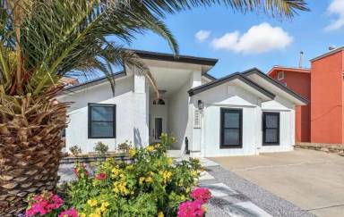 Main picture of 12409 Golden Sun Dr